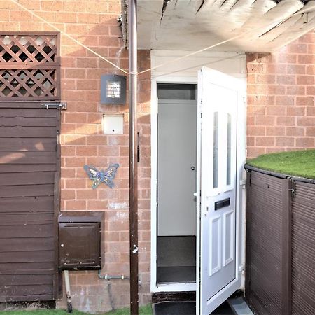 London Zone 2, 2 Bedroom House ภายนอก รูปภาพ